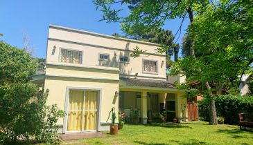 Home   3